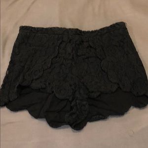 leather floral lace shorts MEDIUM